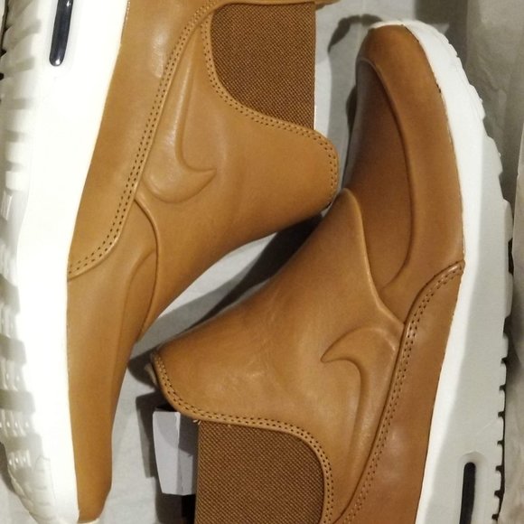 air max thea mid ale brown size 7